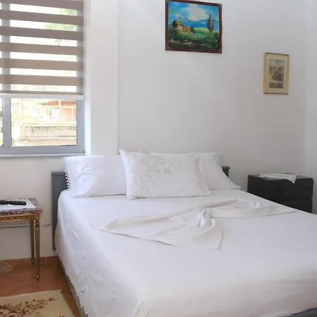 Gasthuis Seferi Apartments Sarandë