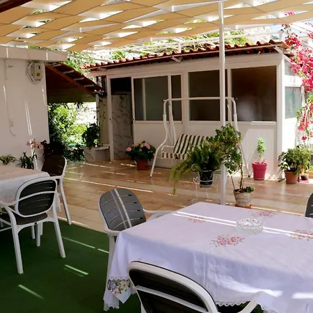 Seferi Apartments *